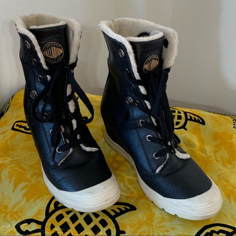 Palladium Leather Ecuador Pilot Wedge Winter Boots - Picture 3 of 13